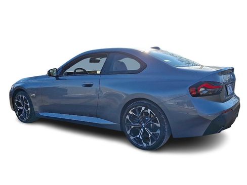 Used 2025 BMW 230i xDrive Coupe w/ Premium Package AWD/4WD image 4