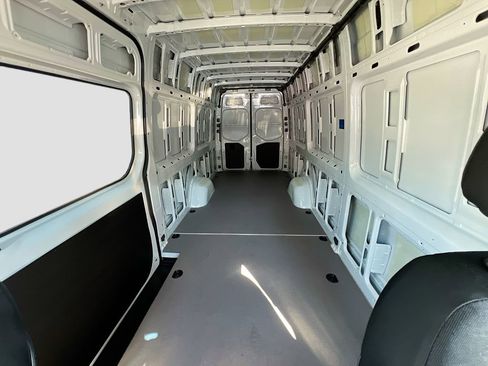 New 2026 Mercedes-Benz Sprinter 2500 image 21