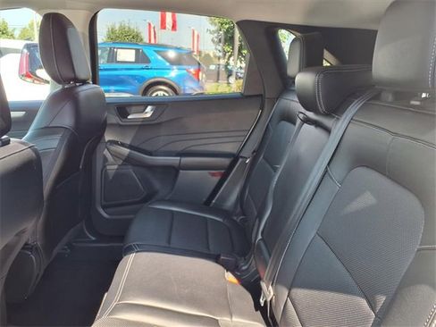 Used 2022 Ford Escape SEL image 7