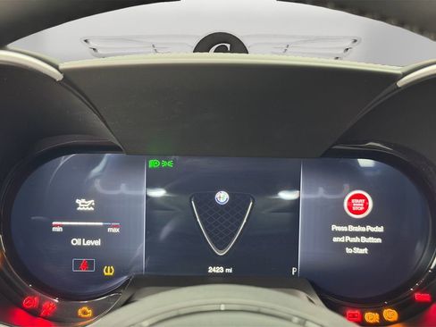 Used 2024 Alfa Romeo Giulia Quadrifoglio image 21