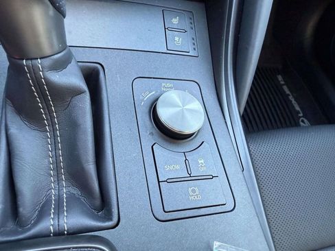 Used 2022 Lexus IS 350 F Sport image 24