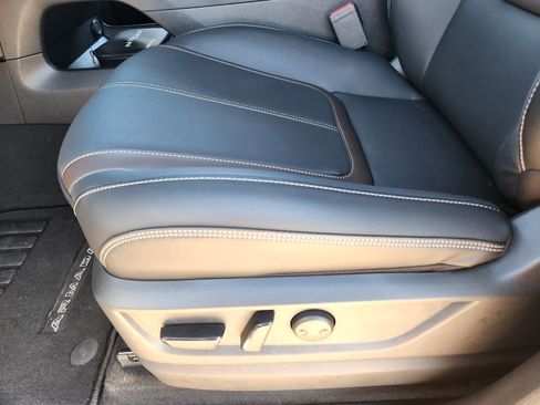 New 2025 Nissan Armada SL image 21