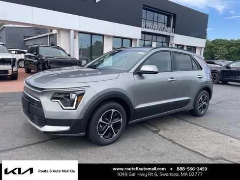 New 2026 Kia Niro LX FWD image 1