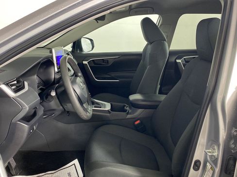 Used 2024 Toyota RAV4 LE AWD/4WD image 23