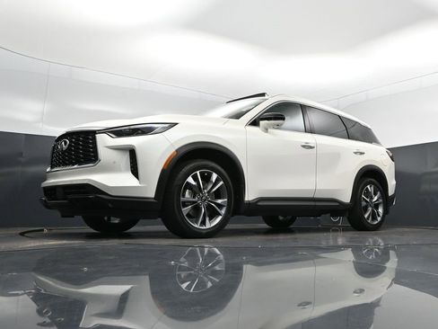 Certified 2023 INFINITI QX60 Luxe w/ Cargo Package image 41