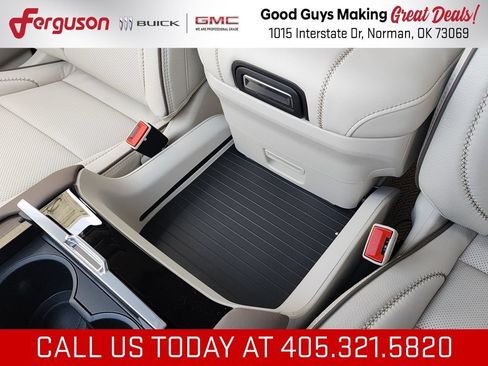 New 2026 GMC Yukon XL Denali w/ Sun & Power Step Package AWD/4WD image 38