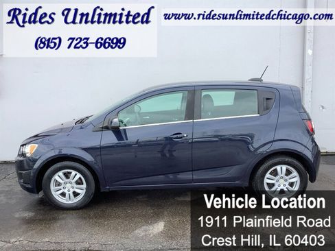 Used 2016 Chevrolet Sonic LT FWD image 3