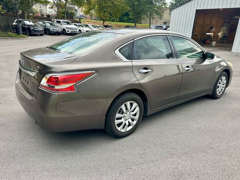 Used 2015 Nissan Altima 2.5 S w/ Power Driver Seat Package FWD image 5