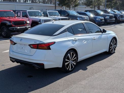 Used 2020 Nissan Altima 2.5 SR image 3