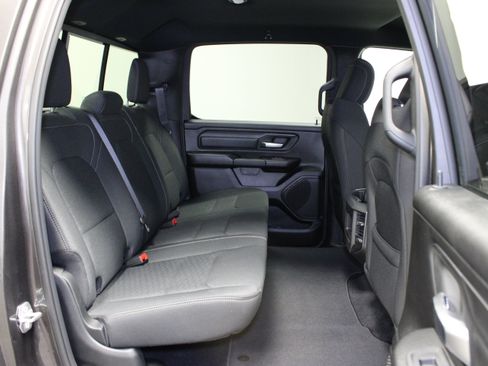New 2026 RAM 1500 Express AWD/4WD image 16