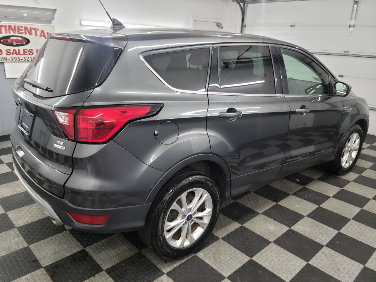 Used 2019 Ford Escape SE AWD/4WD image 7