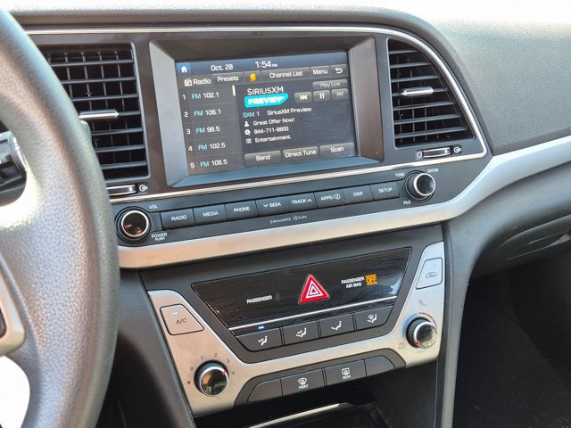 Used 2018 Hyundai Elantra SEL FWD image 11