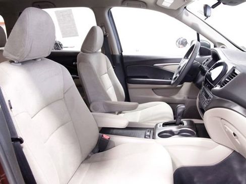 Certified 2020 Honda Pilot EX image 14