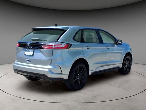Used 2024 Ford Edge ST-Line AWD/4WD image 9