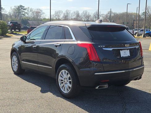 Used 2019 Cadillac XT5 FWD image 11