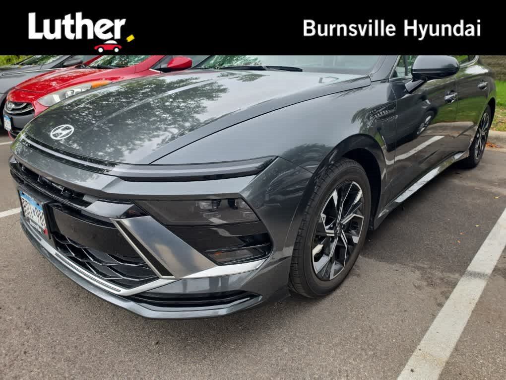 Certified 2025 Hyundai Sonata SEL AWD/4WD image 1