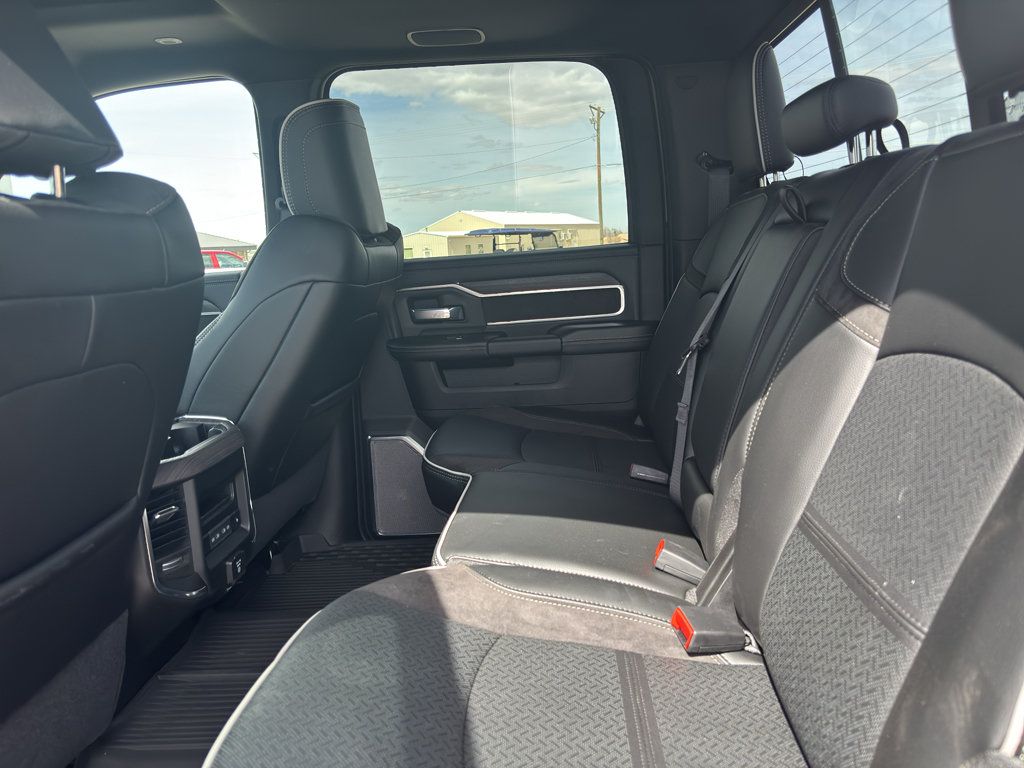 New 2026 RAM 2500 Laramie AWD/4WD image 16