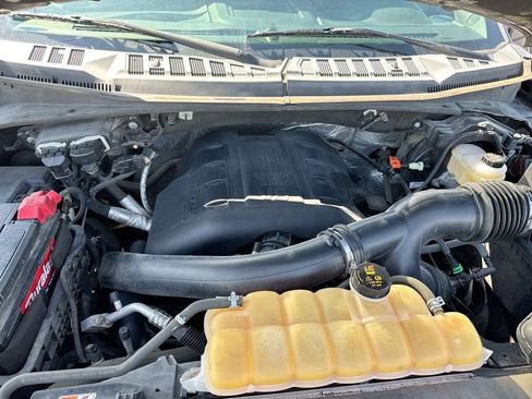 Used 2016 Ford F150 XLT w/ Equipment Group 302A Luxury image 24