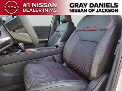 New 2026 Nissan Kicks SR w/ Cold Weather Package image 11