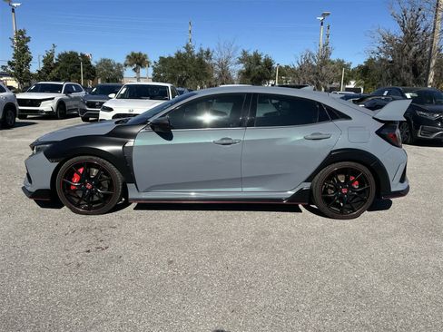 Used 2019 Honda Civic Type R image 3