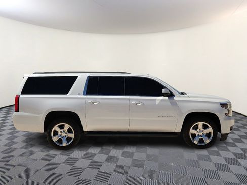 Used 2016 Chevrolet Suburban LT AWD/4WD image 5