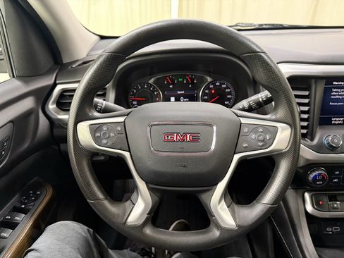 Used 2023 GMC Acadia SLE w/ Driver Convenience Package FWD image 35