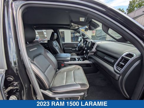 Used 2023 RAM 1500 Laramie AWD/4WD image 36