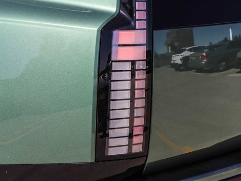 New 2026 Hyundai Ioniq 9 Calligraphy image 9