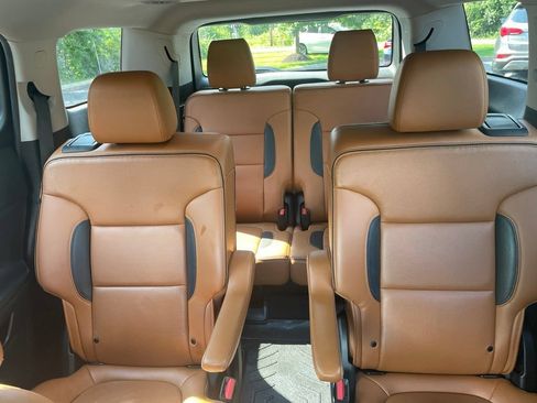 Used 2020 GMC Acadia AT4 w/ Driver Alert Package II AWD/4WD image 31