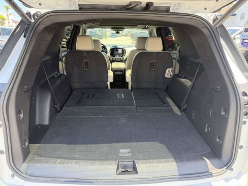 Used 2022 Chevrolet Traverse Premier w/ LPO, Blackout Package image 59