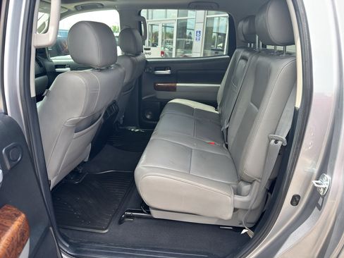 Used 2012 Toyota Tundra Limited w/ Memory Pkg AWD/4WD image 17