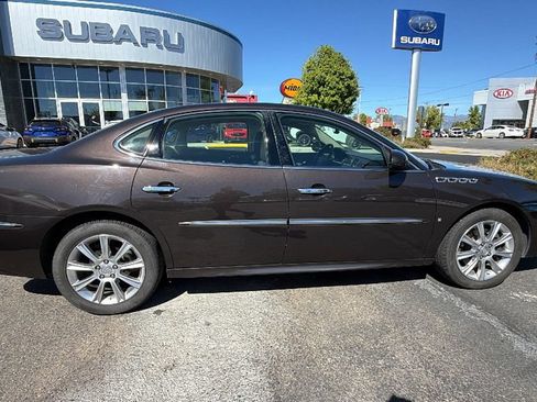 Used 2008 Buick LaCrosse Super FWD image 3
