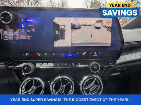 Used 2024 Chevrolet Blazer EV LT image 22