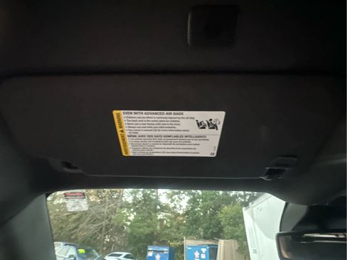 Used 2023 Chevrolet Tahoe LT w/ Luxury Package image 35