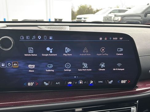 Used 2024 Chevrolet Traverse Z71 w/ Enhanced Driving Package image 29