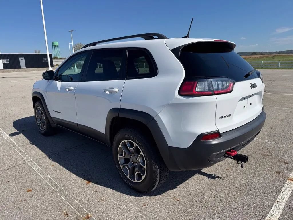Used 2020 Jeep Cherokee Trailhawk w/ Cold Weather Group AWD/4WD image 5
