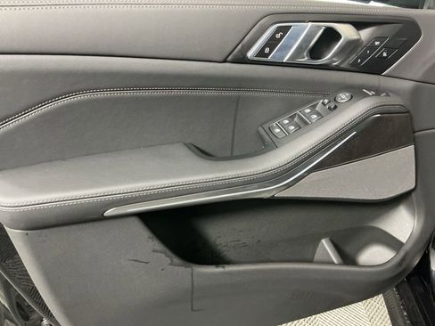 New 2026 BMW X5 sDrive40i w/ M Sport Package image 24