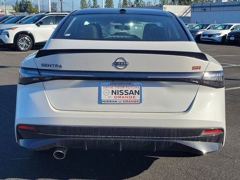 New 2026 Nissan Sentra SR w/ Floor Mat Package FWD image 19