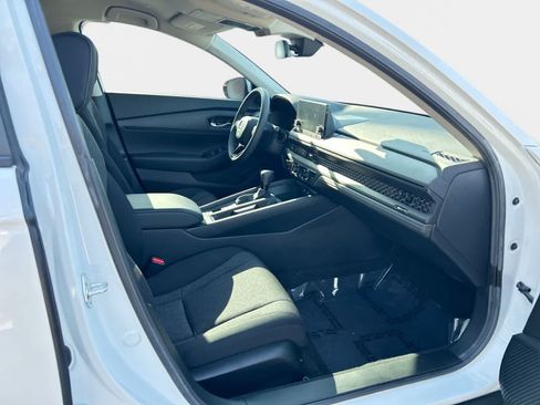 Used 2024 Honda Accord LX image 14
