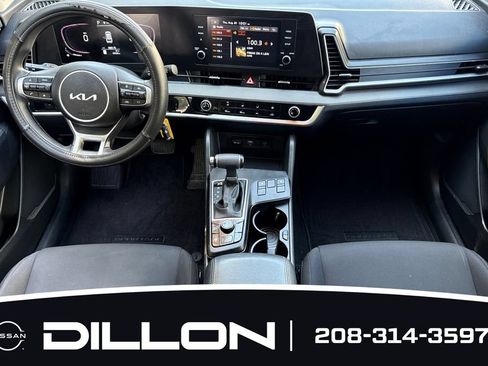 Used 2023 Kia Sportage LX AWD/4WD image 13