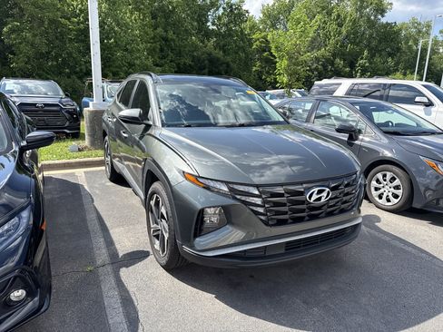 Used 2022 Hyundai Tucson SEL w/ Cargo Package AWD/4WD image 3