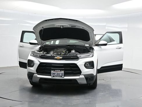 Used 2023 Chevrolet TrailBlazer LT FWD image 37