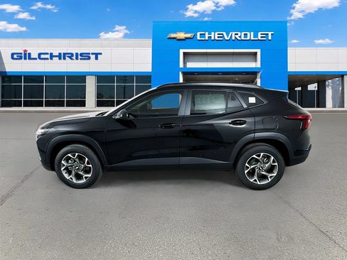 New 2026 Chevrolet Trax LT FWD image 5