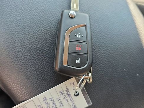 Used 2019 Toyota RAV4 LE w/ All Weather Liner Package AWD/4WD image 35