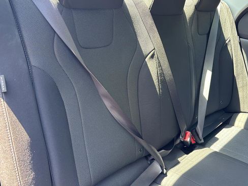 Certified 2025 Hyundai Elantra SE FWD image 41