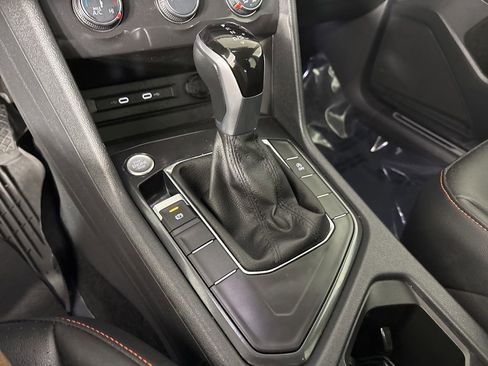 Used 2024 Volkswagen Tiguan Wolfsburg Edition image 18