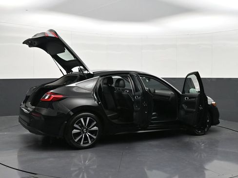 Used 2024 Honda Civic EX-L image 38