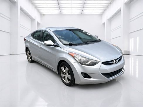 Used 2012 Hyundai Elantra GLS w/ Preferred Pkg 3 FWD image 36