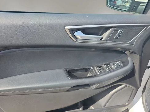 Used 2017 Ford Edge SEL w/ Equipment Group 201A FWD image 28