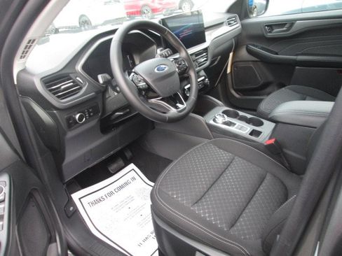 New 2026 Ford Escape Active w/ Tech Pack #1 image 9